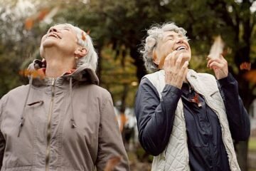 Vivir con optimismo, un aliado contra la demencia