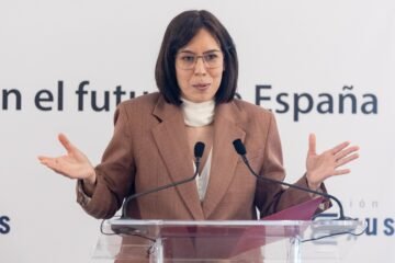 El Gobierno impugna el centro universitario del Colegio de Abogados amadrinado por Ayuso por “no respetar el marco jurídico básico”