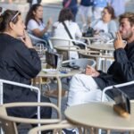 Sociedades médicas piden que España imite al Reino Unido y prohíba comprar tabaco a los nacidos a partir de 2009