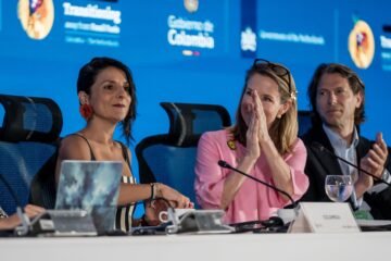 Medio centenar de países se alían en una inédita coalición para luchar contra los vetos que impiden el final de la era fósil