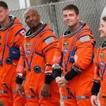 Los astronautas de Artemis II inician su segunda jornada tras un problema de comunicación y con el inodoro