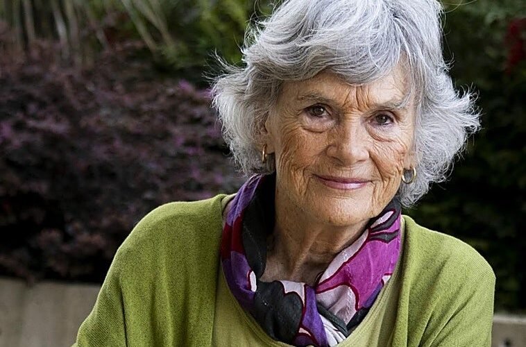 Marly Kuenerz, psicóloga: «A veces reaccionamos de manera intensa ante algo sin importancia, la razón está en el inconsciente»