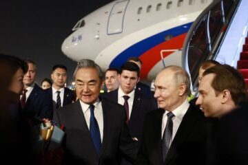 Xi Jinping recibe de nuevo a Putin. De rivales fronterizos a brindar con vodka: la larga marcha entre Moscú y Pekín