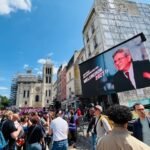 Mélenchon da el «chupinazo» de las presidenciales en Saint-Denis y sube en las encuestas: «Es el único que representa el futuro de este país»