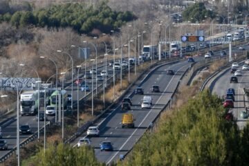 España y seis países más piden mantener el veto a la venta de coches de combustión