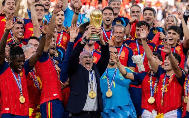 De la Fuente y una selección con la crianza de un rioja