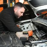 Juan José Ebenezer, mecánico: “Esto es lo mejor que le puedes hacer al aire acondicionado del coche para ahorrar dinero en verano”