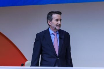 Imaz, “muy preocupado” por los problemas de suministro de diésel y queroseno en los próximos meses en Europa