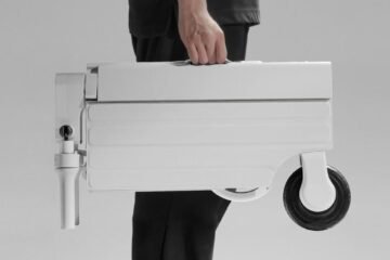 El patinete eléctrico coreano que se pliega y ocupa como un maletín