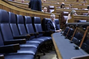 El Congreso tumba la senda de déficit para los Presupuestos con los votos de PP, Vox y Junts
