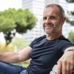 La poesia elegíaca sense drama de Jordi Llavina