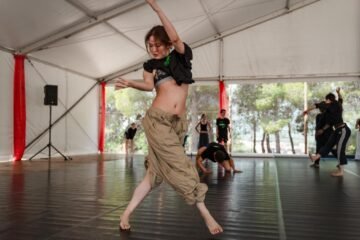 Bailarines de Madonna participan en el nuevo Vertebra Danza de Roberto Olivan en Tortosa