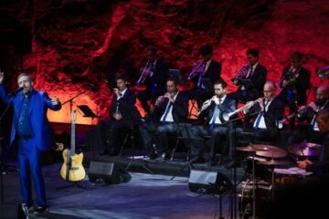 Roger Mas & Cobla Sant Jordi (★★★★✩), todos los destellos