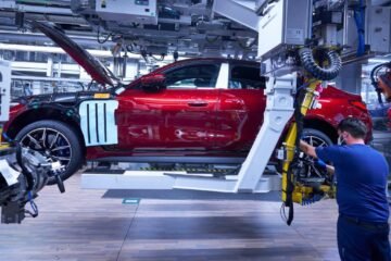 BMW prevé recortar 8.000 puestos de trabajo hasta finales del 2027