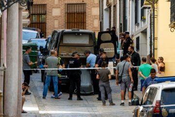 La Policía investiga como asesinato machista el apuñalamiento de una mujer de 30 años en Antequera