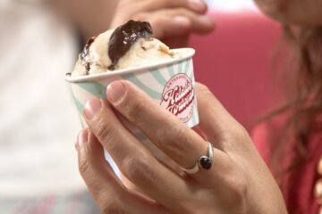 Aprender a comer sin culpa: lo que las vacaciones nos enseñan sobre nuestra relación con los alimentos