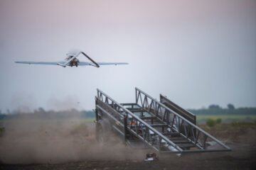 Al menos 13 muertos y 39 heridos: los drones ucranianos vuelven a atacar el corazón petroquímico de Rusia