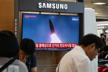 Los misiles de Kim Jong-un vuelan en dos frentes: del Mar de Japón a la guerra de Putin en Ucrania