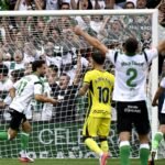 La vuelta del Racing a Primera: un Delorean en la Gradona, una cátedra de Canales y un empate ante el Villarreal