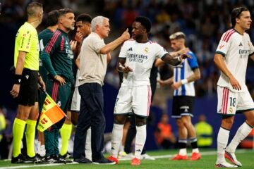 El ‘plan Vinicius’ de Mourinho, conversaciones y consejos en privado y un escudo en público: «Necesita sentirse querido»