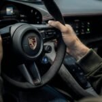 Seis coches eléctricos que quieren emular las sensaciones de conducción de los de gasolina