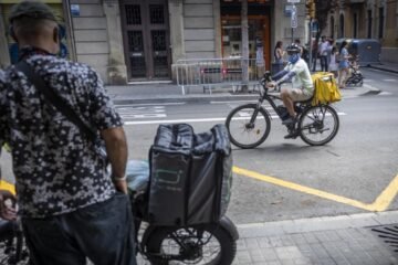 La ley ‘rider’ cumple cinco años con repartidores que aún son autónomos