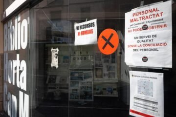 Huelga indefinida de bibliotecas también en agosto: “Disculpe, ¿hoy sí abrirán?”