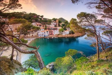 Begur: el pueblo de Girona en el que se para el reloj