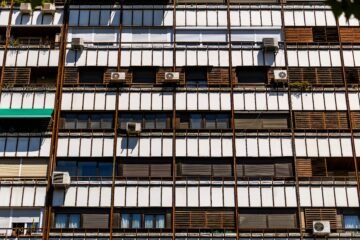 Un bono anual de 476 euros para pagar los costes adicionales de la transición energética