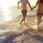 ¿Nos enamoramos más en verano o sólo conectamos de forma superficial?
