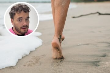 Alejandro Martínez, podólogo: «Si no estás acostumbrado a caminar descalzo por la playa, hazlo de forma progresiva, que luego vienen las fascitis»