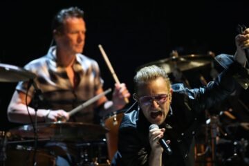 U2 anuncia ‘Carnaval De Luz’, su primer álbum de estudio en nueve años, con una colaboración de Rosalía