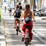 Cambian las normas para los ciclistas en España: así tendrán que circular a partir del 1 de octubre