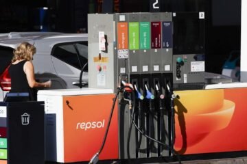 La inflación en la eurozona sube al 3,3%, máximo en tres años, y acerca la subida de tipos