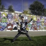 Un grafiti colectivo de 17 metros