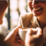 Consumir hasta cinco tazas de café el día puede ser saludable para el corazón